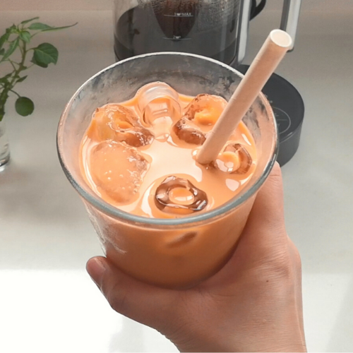 How to Make Icy Thai Milk Tea